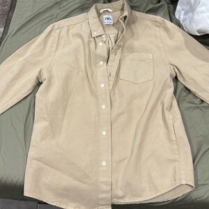 Worn once Zara button down great condition